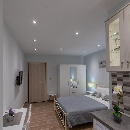Dimitris Studio Corfu  Экстерьер фото